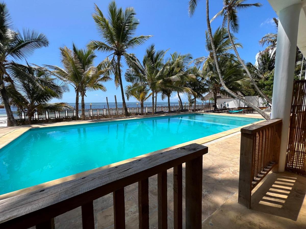 Sky&Sand Zanzibar Beach Resort Pwani Mchangani Exterior foto