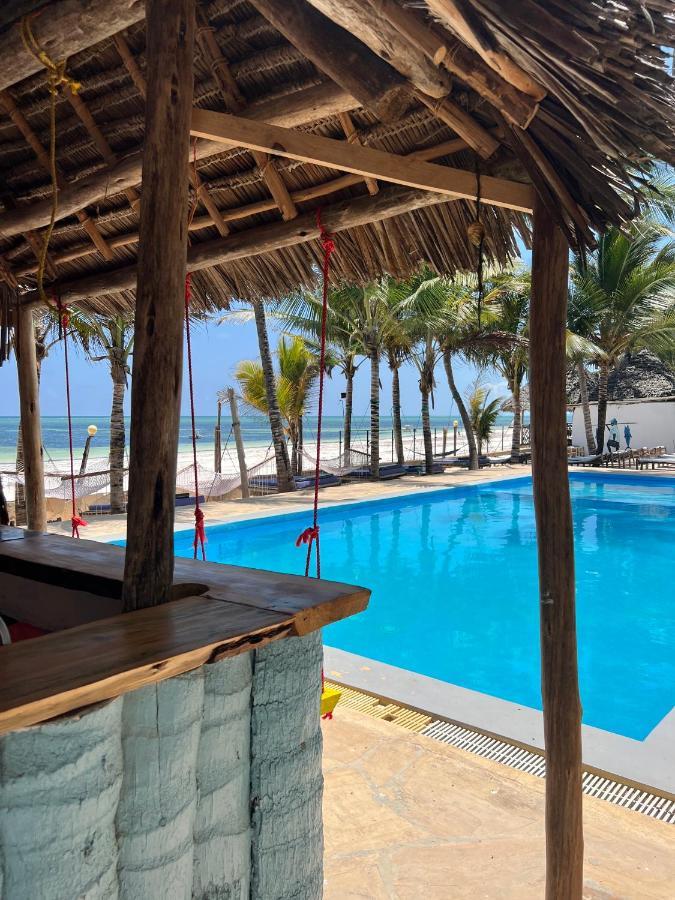Sky&Sand Zanzibar Beach Resort Pwani Mchangani Exterior foto