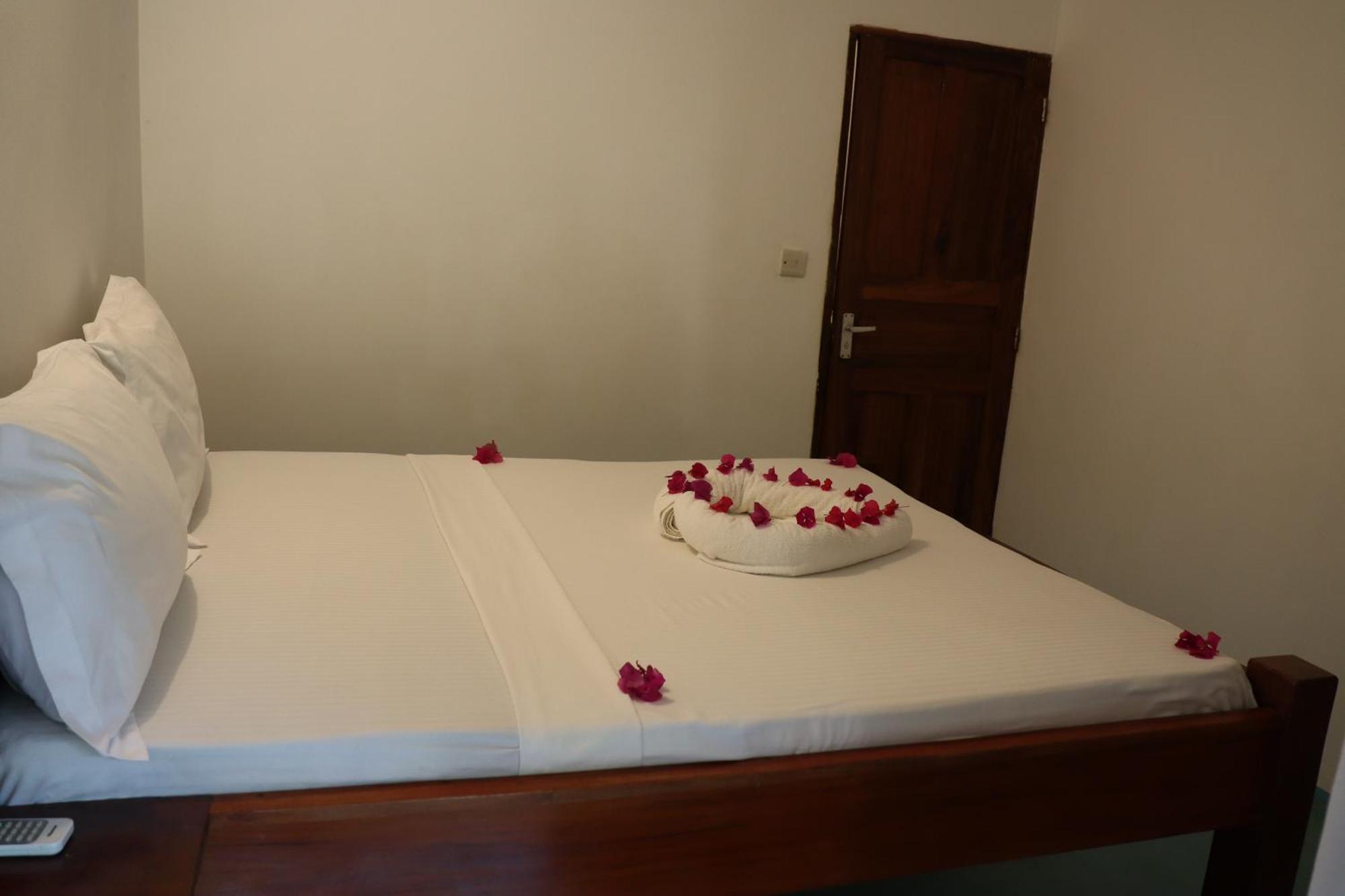 Sky&Sand Zanzibar Beach Resort Pwani Mchangani Exterior foto